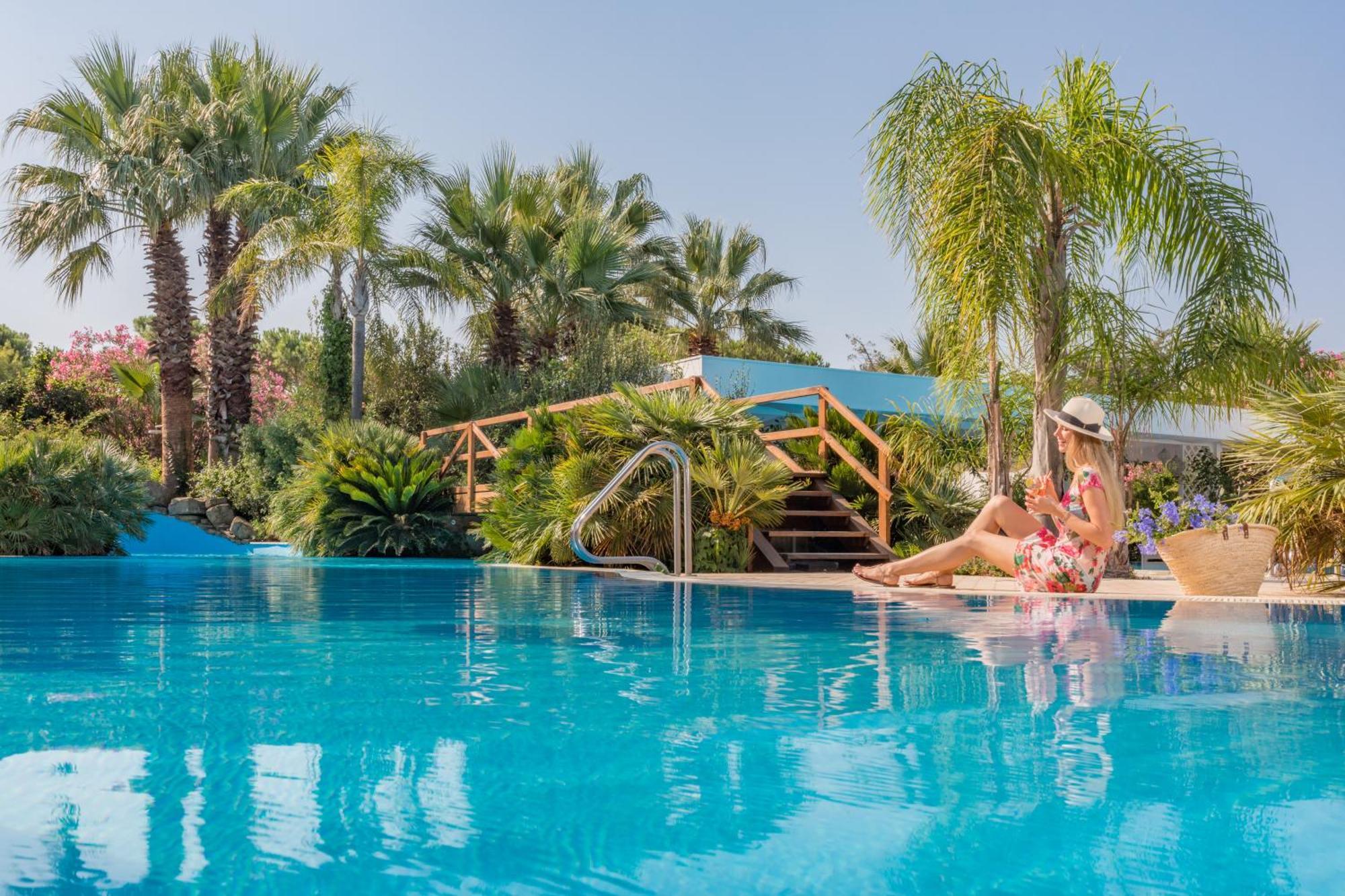 Oleandri Resort Paestum Exterior photo